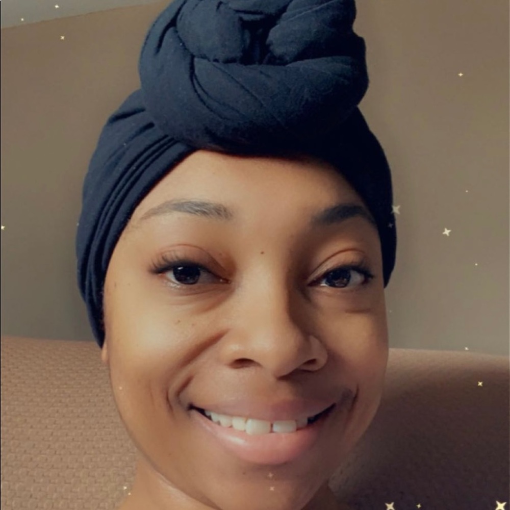 Meet your Posher, Isha